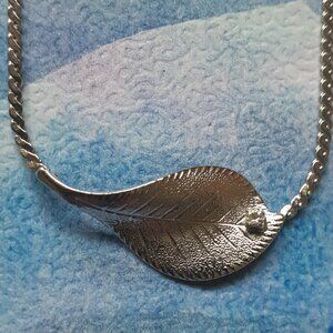 Single Leaf Necklace Silvertone. 17 Inch Chain Length